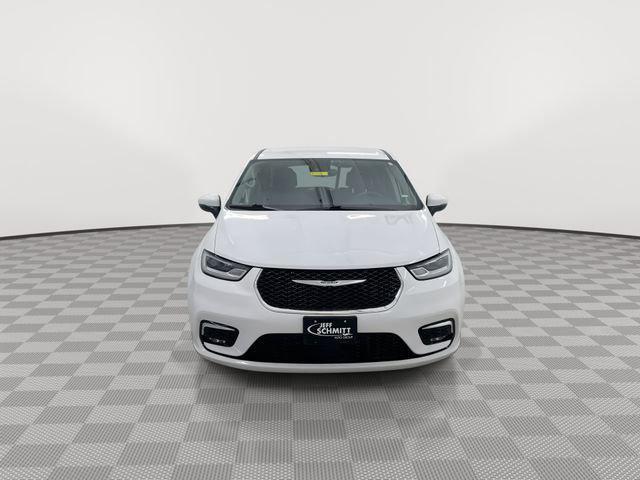 used 2024 Chrysler Pacifica car, priced at $26,588