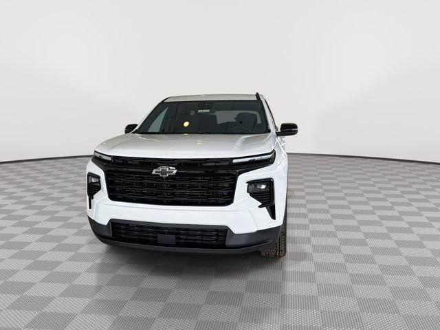 new 2026 Chevrolet Traverse car, priced at $44,027