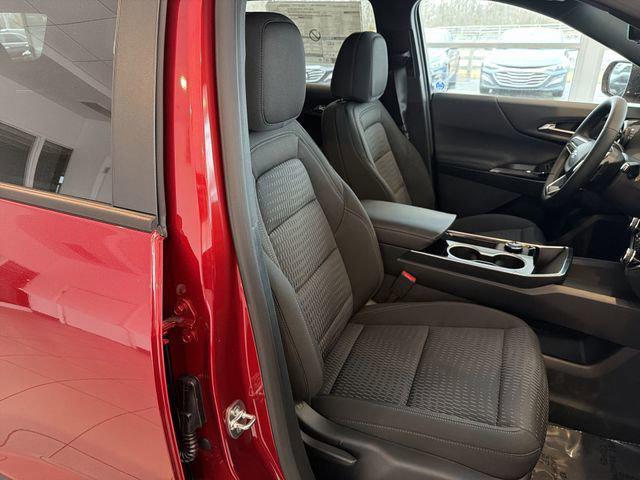 new 2026 Chevrolet Equinox car, priced at $33,042