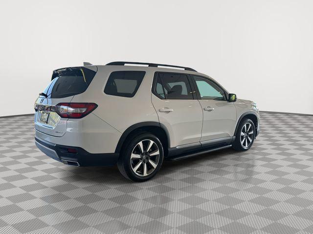 used 2024 Honda Pilot car, priced at $40,911