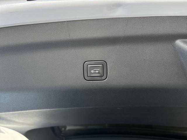 new 2025 Chevrolet Suburban car, priced at $77,527