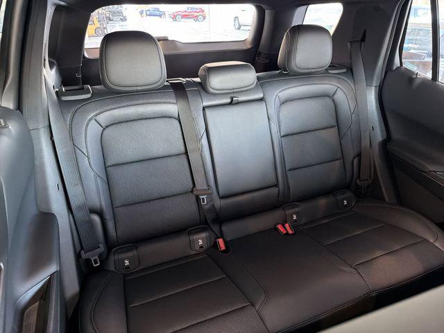 new 2026 Chevrolet Equinox car, priced at $31,173