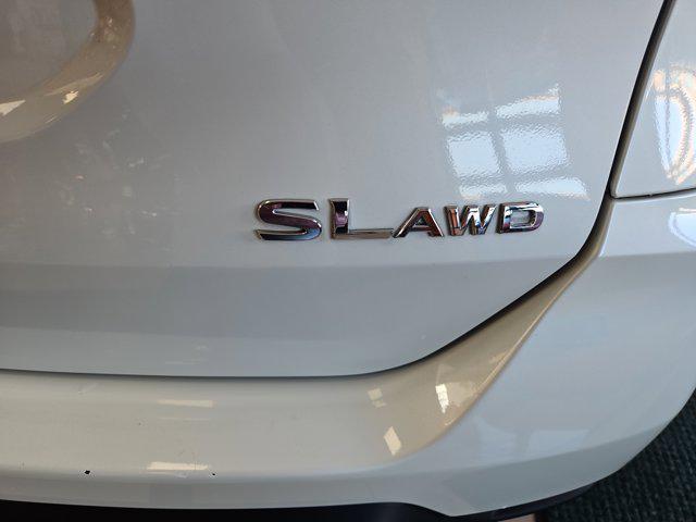 used 2017 Nissan Rogue car