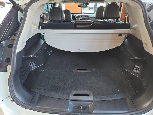 used 2017 Nissan Rogue car