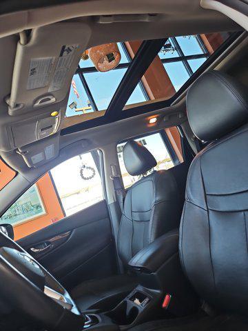 used 2017 Nissan Rogue car