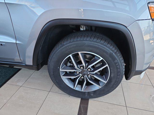 used 2021 Jeep Grand Cherokee car, priced at $31,895
