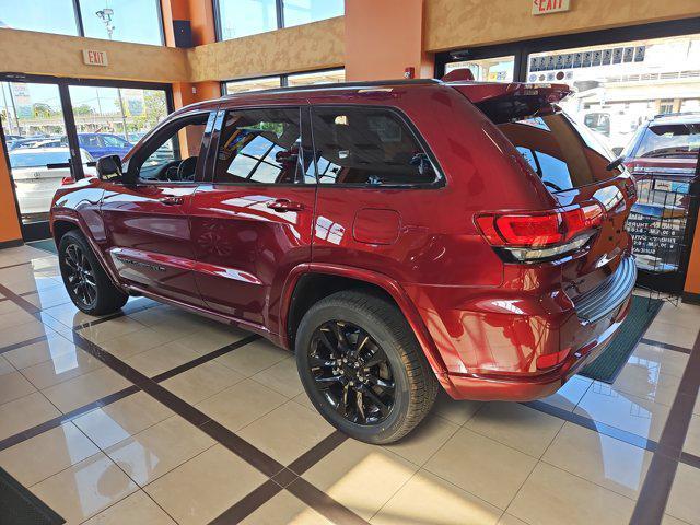 used 2022 Jeep Grand Cherokee car, priced at $33,895