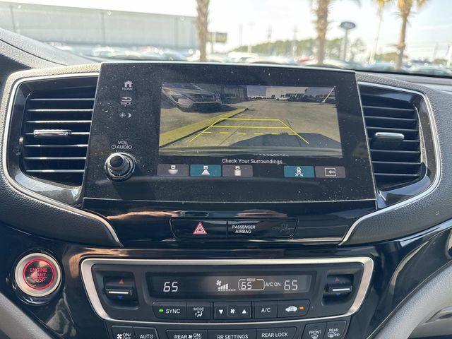 used 2021 Honda Pilot car, priced at $29,400