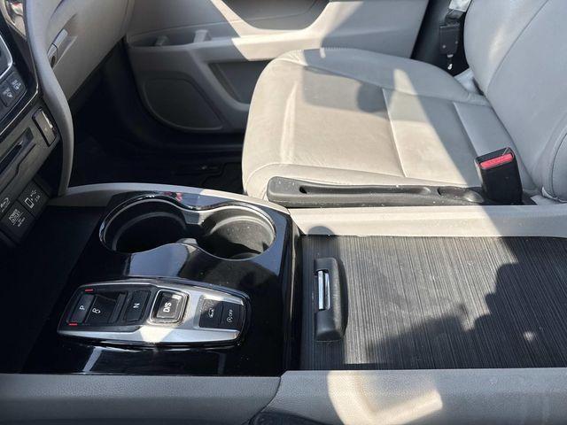 used 2021 Honda Pilot car, priced at $29,400