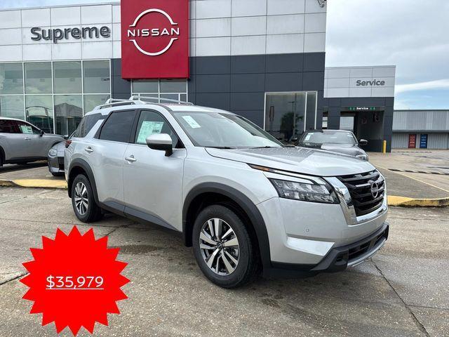 new 2025 Nissan Pathfinder car, priced at $35,979