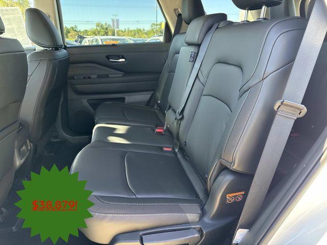 new 2025 Nissan Pathfinder car, priced at $38,879