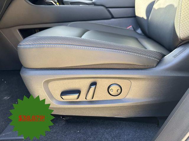 new 2025 Nissan Pathfinder car, priced at $38,879