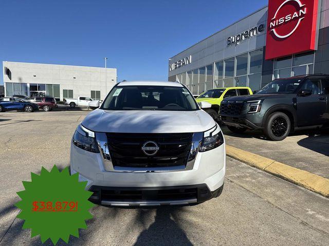 new 2025 Nissan Pathfinder car, priced at $38,879