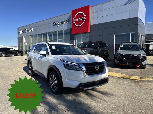 new 2025 Nissan Pathfinder car, priced at $38,879