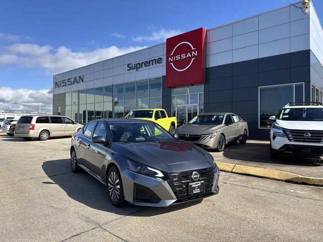 used 2023 Nissan Altima car, priced at $19,500