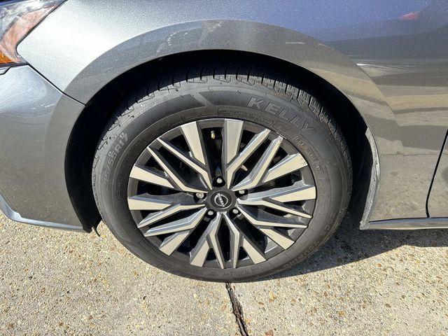 used 2023 Nissan Altima car, priced at $19,500