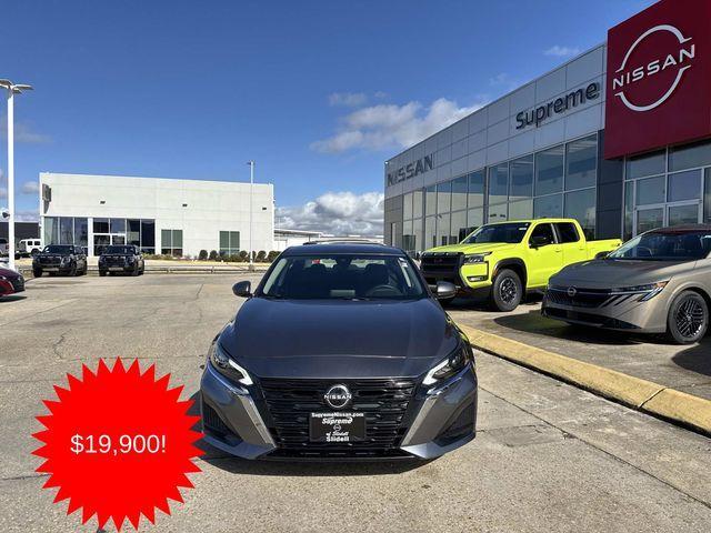 used 2023 Nissan Altima car, priced at $19,900
