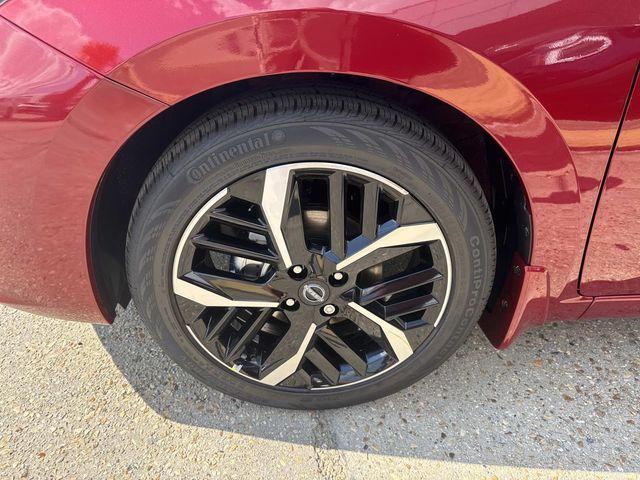 new 2025 Nissan Versa car, priced at $21,400