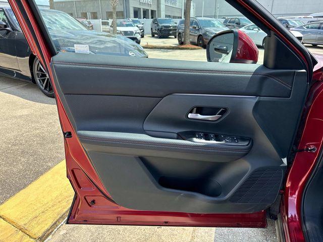 new 2025 Nissan Kicks car, priced at $27,900