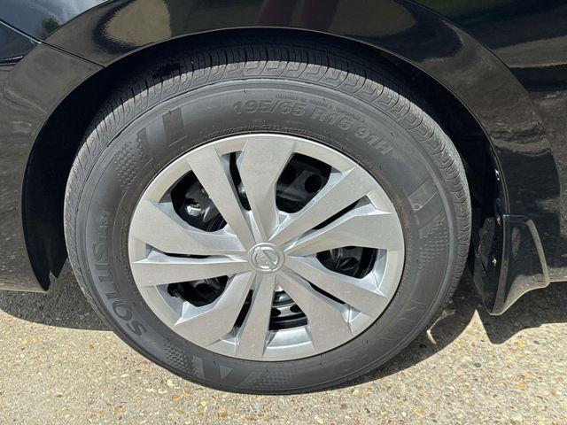 new 2025 Nissan Versa car, priced at $19,850