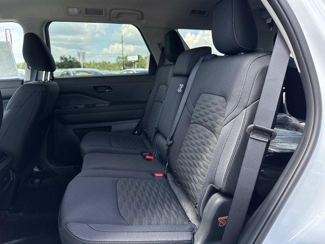 new 2025 Nissan Pathfinder car, priced at $35,900