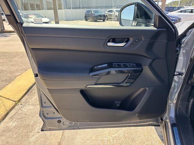 new 2026 Nissan Pathfinder car, priced at $50,500