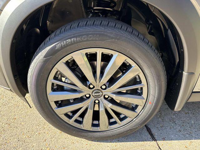 new 2025 Nissan Pathfinder car, priced at $42,900