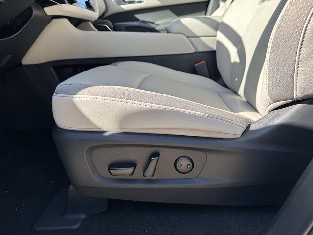 new 2025 Nissan Pathfinder car, priced at $41,400