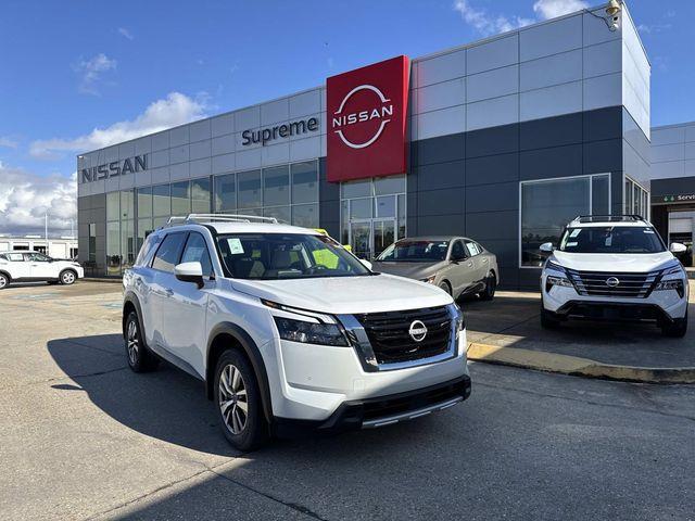 new 2025 Nissan Pathfinder car, priced at $41,400