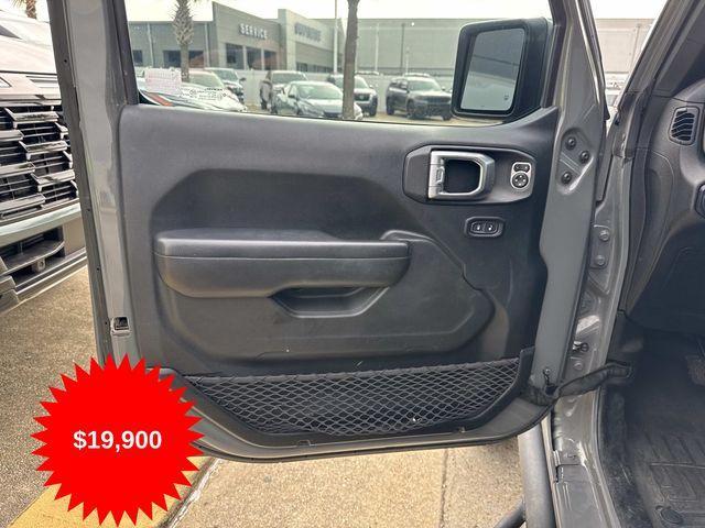 used 2018 Jeep Wrangler Unlimited car, priced at $19,900