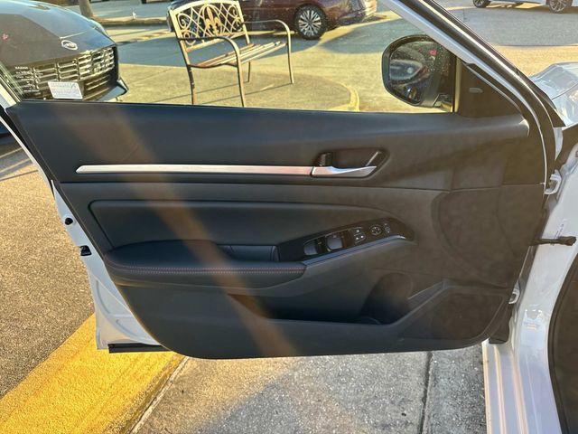 new 2025 Nissan Altima car, priced at $28,900