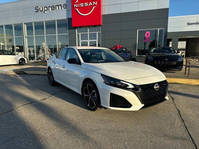 new 2025 Nissan Altima car, priced at $28,900