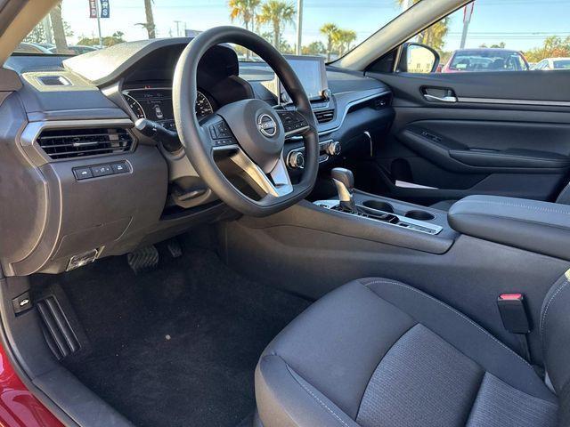 new 2025 Nissan Altima car, priced at $29,900
