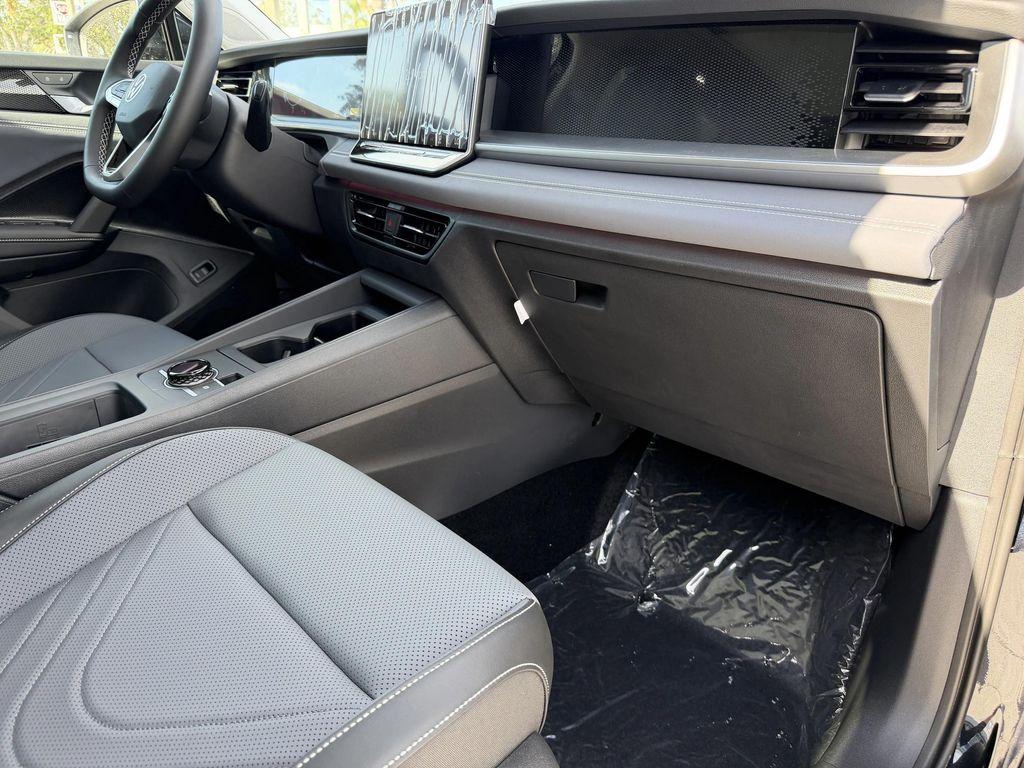 new 2026 Volkswagen Tiguan car, priced at $36,143