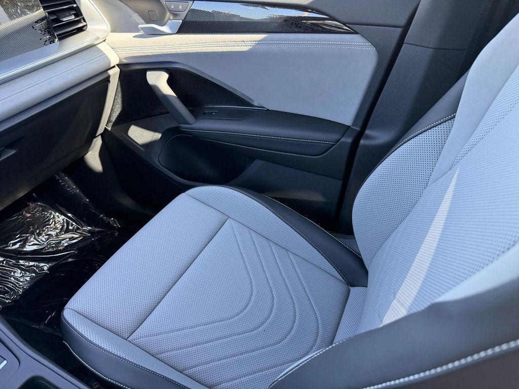 new 2026 Volkswagen Tiguan car, priced at $37,183