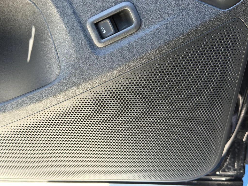 new 2026 Volkswagen Tiguan car, priced at $37,183