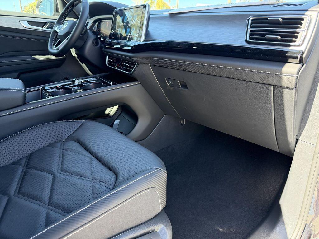 new 2026 Volkswagen Atlas Cross Sport car, priced at $41,753