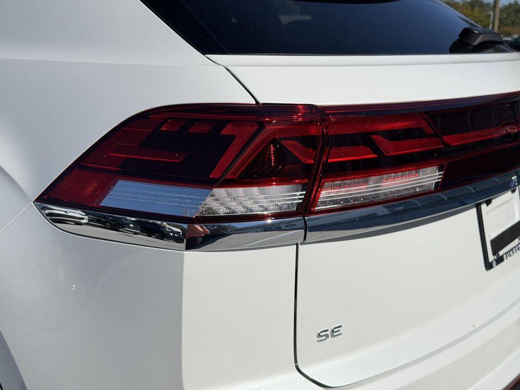 new 2026 Volkswagen Atlas Cross Sport car, priced at $37,017