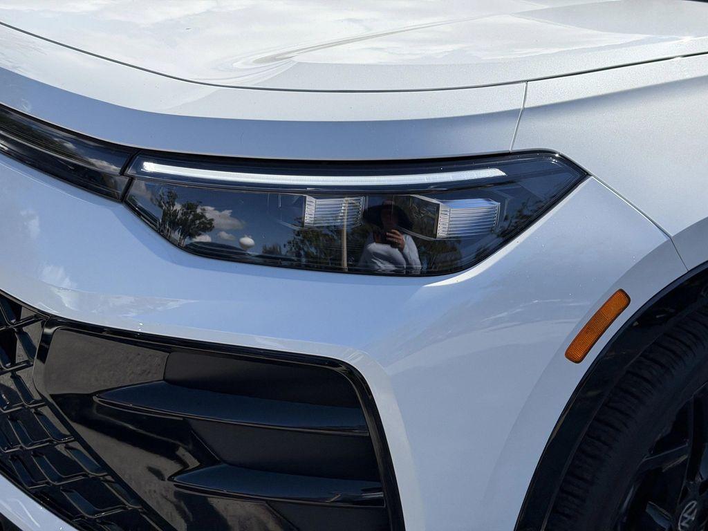 new 2026 Volkswagen Tiguan car, priced at $38,570