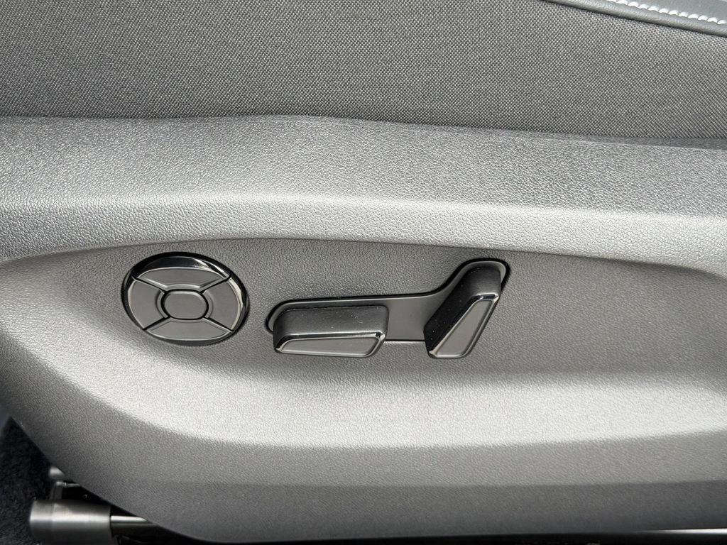 new 2026 Volkswagen Tiguan car, priced at $38,532