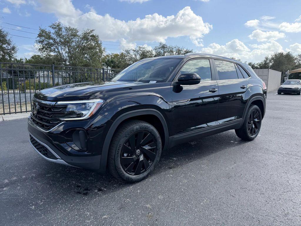 new 2026 Volkswagen Atlas Cross Sport car, priced at $42,265