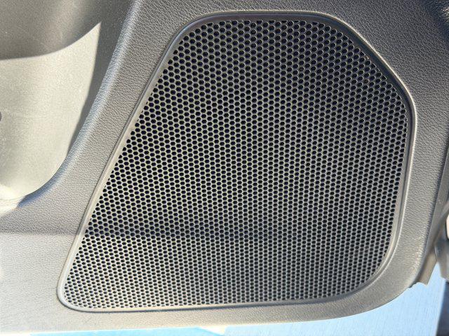 used 2019 Jeep Cherokee car, priced at $10,991