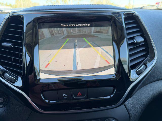 used 2019 Jeep Cherokee car, priced at $10,991