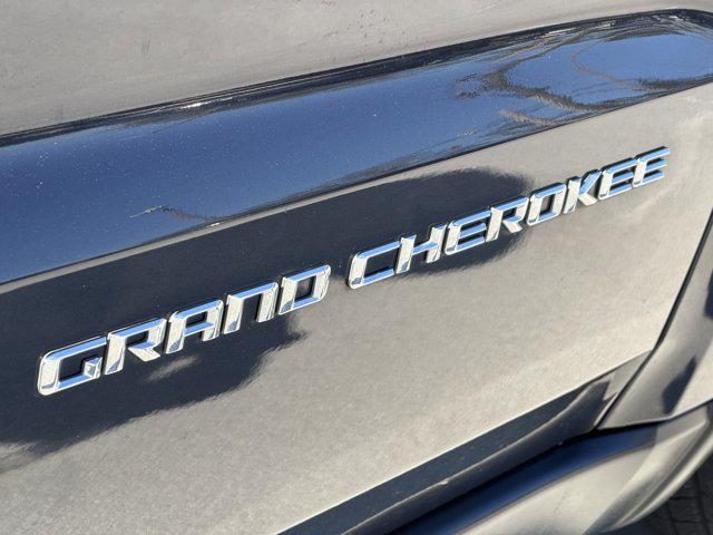 used 2015 Jeep Grand Cherokee car, priced at $10,891