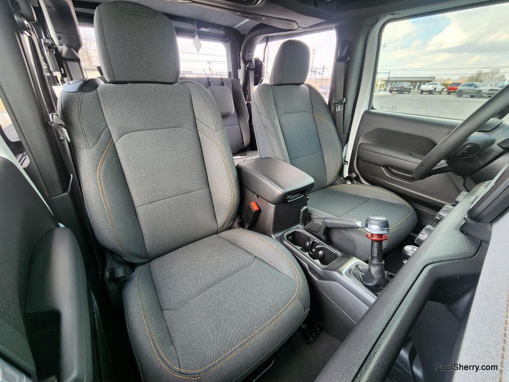 new 2026 Jeep Wrangler car, priced at $33,383