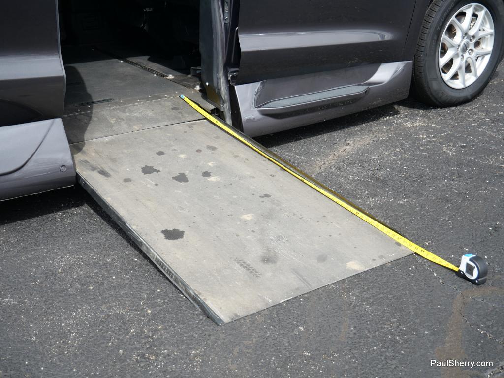 used 2022 Chrysler Pacifica car, priced at $52,995