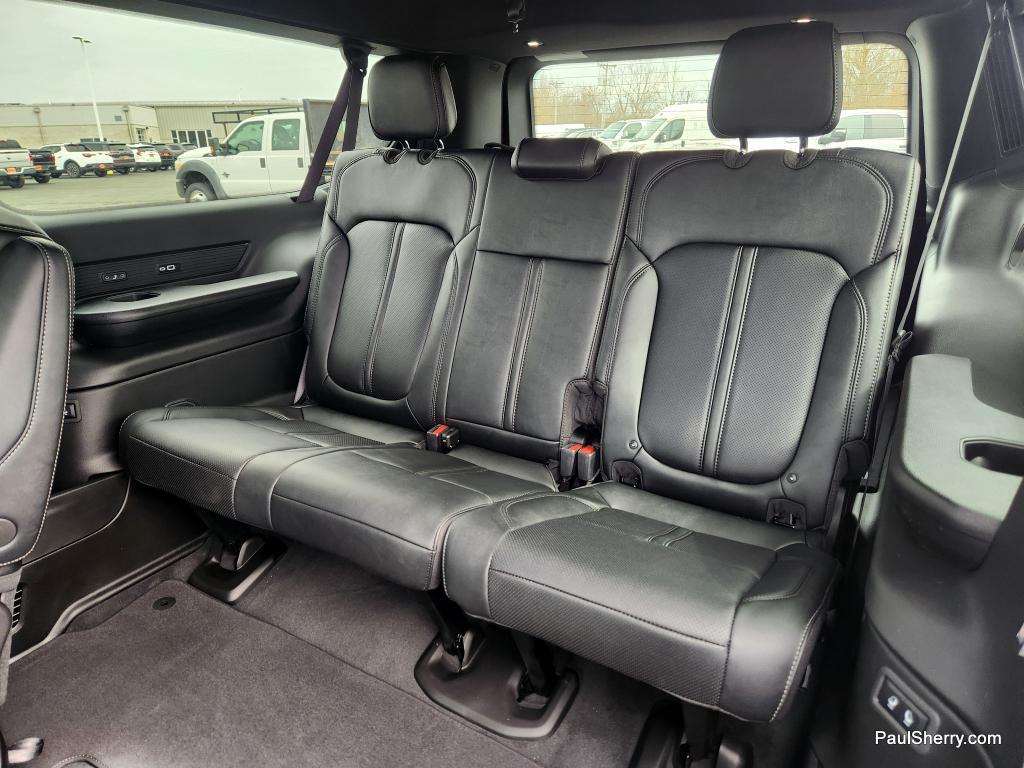 new 2026 Jeep Grand Wagoneer L car, priced at $79,096
