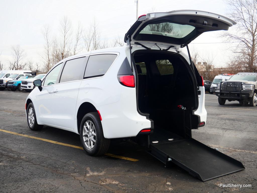 new 2026 Chrysler Voyager car, priced at $59,995