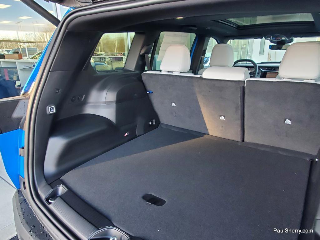 new 2026 Jeep Cherokee car, priced at $37,995