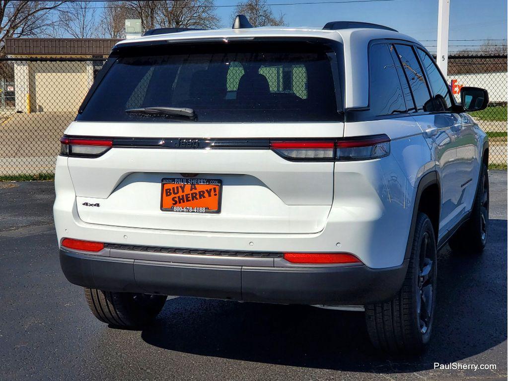 new 2026 Jeep Grand Cherokee car, priced at $44,351